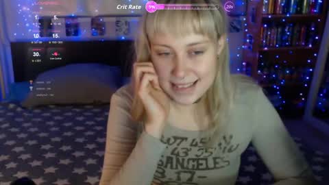Snapshot of silvercherub chatting on June 9, 6:52 pm silvercherub online show from June 9, 6:52 pm