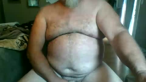 Snapshot of silverdadbod26 chatting on July 2, 4:35 pm silverdadbod26 online show from July 2, 4:35 pm