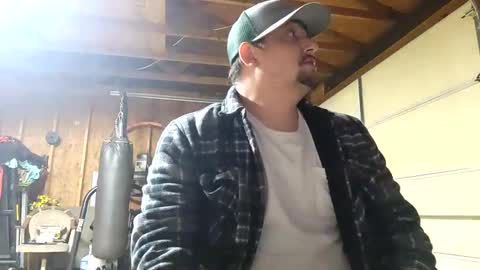 Snapshot of silverfox706 chatting on December 22, 2:17 am Jay Silverfox706 online show from December 22, 2:17 am