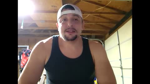 Snapshot of silverfox706 chatting on February 14, 10:25 pm Jay Silverfox706 online show from February 14, 10:25 pm