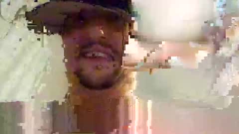 Snapshot of silverfox706 chatting on September 22, 1:07 am Jay Silverfox706 online show from September 22, 1:07 am