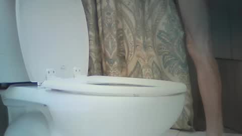 Snapshot of silverstyle69 chatting on December 18, 7:25 am SilverStyle69 online show from December 18, 7:25 am