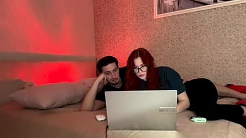 Snapshot of silvia998 chatting on March 19, 7:51 pm silvia998 online show from March 19, 7:51 pm