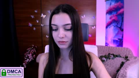 Snapshot of silvia_queen1 chatting on December 6, 12:02 am Silvia nude in pvt  online show from December 6, 12:02 am