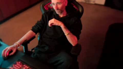 Snapshot of simbell chatting on March 22, 1:31 am simbell online show from March 22, 1:31 am