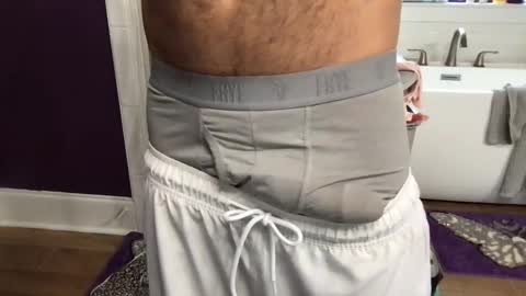 simi136 online show from November 18, 8:24 pm