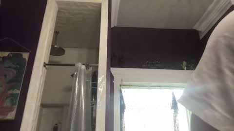 simi136 online show from April 12, 9:31 pm