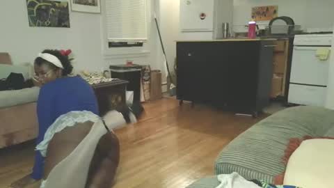 Snapshot of siminfox chatting on November 28, 2:14 am Simin Fox online show from November 28, 2:14 am