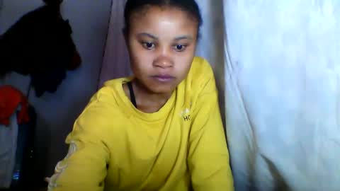Snapshot of simirna98 chatting on June 11, 5:38 am simirna98 online show from June 11, 5:38 am