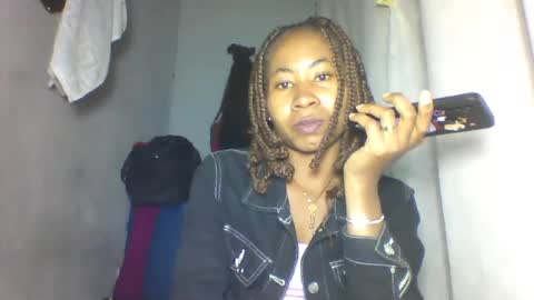Snapshot of simirna98 chatting on June 14, 3:36 pm simirna98 online show from June 14, 3:36 pm