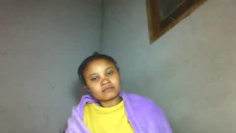 Snapshot of simirna98 chatting on June 30, 9:27 pm simirna98 online show from June 30, 9:27 pm