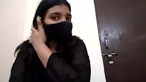 Snapshot of simmy_malhotra chatting on March 21, 10:20 am simmy_malhotra online show from March 21, 10:20 am