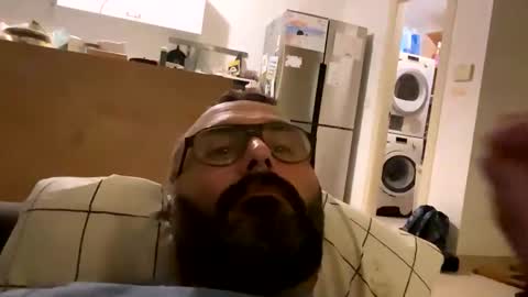 Si online show from November 12, 10:20 pm