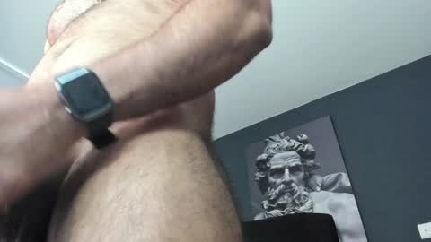 simon_leon01 online show from February 3, 12:25 pm