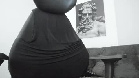 simon_leon01 online show from February 3, 12:53 am