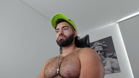 Snapshot of simon_leon01 chatting on July 24, 12:03 pm simon_leon01 online show from July 24, 12:03 pm