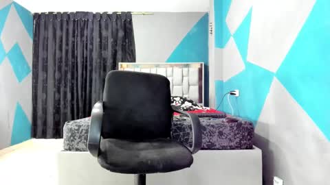 Snapshot of simonkeler chatting on February 16, 2:20 am SIMON KELER online show from February 16, 2:20 am