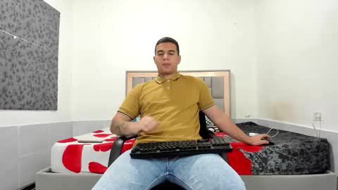 SIMON KELER online show from February 12, 12:44 pm