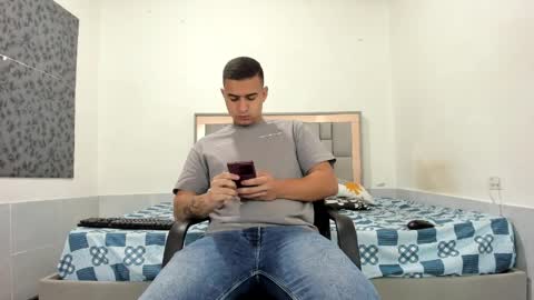 SIMON KELER online show from March 31, 9:53 am