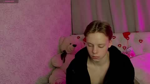 Simon online show from February 18, 8:54 am