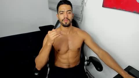 Snapshot of simple_guyy chatting on June 19, 5:56 am Andrey online show from June 19, 5:56 am