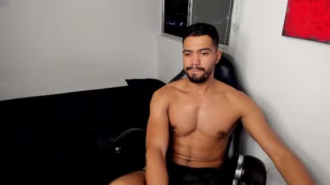 Snapshot of simple_guyy chatting on June 27, 5:23 am Andrey online show from June 27, 5:23 am