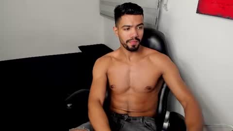Snapshot of simple_guyy chatting on June 28, 5:24 am Andrey online show from June 28, 5:24 am