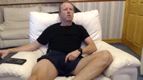 Simples online show from December 20, 5:18 pm