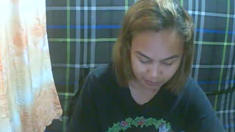 simply__me online show from February 10, 10:47 pm