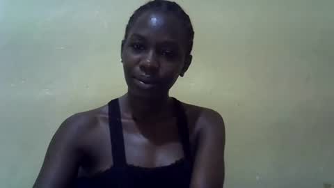 Snapshot of simplyloy33 chatting on July 11, 5:32 am simplyloy33 online show from July 11, 5:32 am