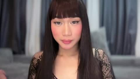 Snapshot of simplysultrykylie chatting on August 6, 6:32 pm Kylie online show from August 6, 6:32 pm