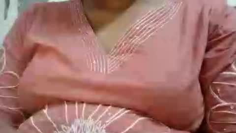 Snapshot of simran_punjaban03 chatting on July 12, 2:41 pm Simran online show from July 12, 2:41 pm