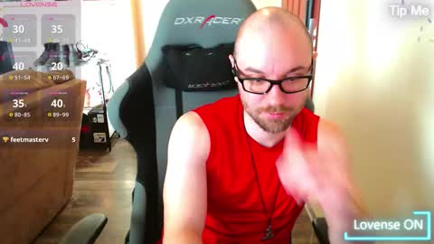 Snapshot of sin_lord chatting on November 22, 10:20 pm Husky Dad online show from November 22, 10:20 pm