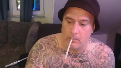 sinalco1975 online show from October 30, 3:52 am