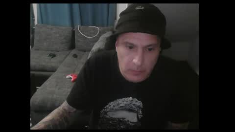 sinalco1975 online show from April 26, 1:03 am