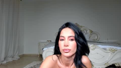 Snapshot of sincerelyc chatting on November 13, 7:35 pm C online show from November 13, 7:35 pm