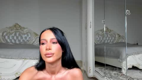 Snapshot of sincerelyc chatting on November 27, 8:33 pm C online show from November 27, 8:33 pm