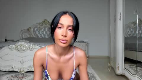 Snapshot of sincerelyc chatting on December 2, 8:37 pm C online show from December 2, 8:37 pm