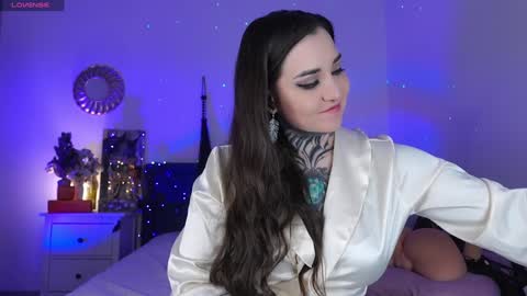 Snapshot of sindeleros chatting on December 3, 1:32 pm Ms. Sindel online show from December 3, 1:32 pm