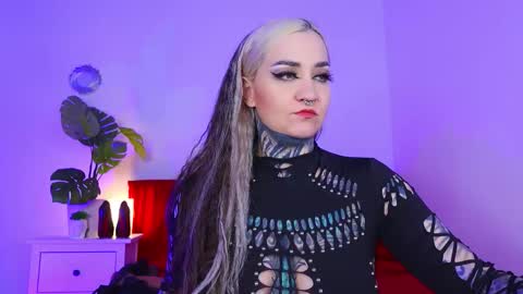 Snapshot of sindeleros chatting on September 14, 11:53 am Ms. Sindel online show from September 14, 11:53 am