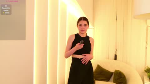 sindell_cryell online show from June 9, 9:26 pm