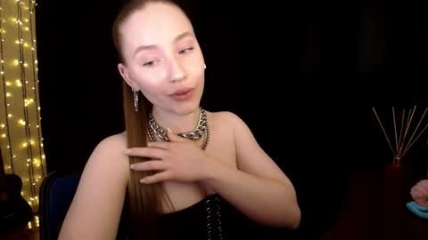 Snapshot of sindiwatsoon chatting on April 6, 5:36 pm Sindi online show from April 6, 5:36 pm