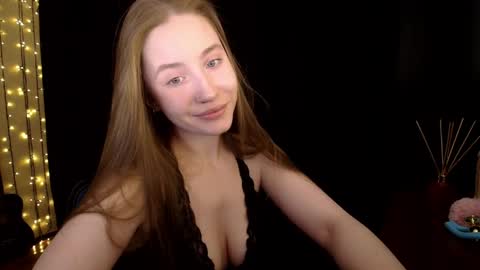 Snapshot of sindiwatsoon chatting on April 10, 5:28 pm Sindi online show from April 10, 5:28 pm