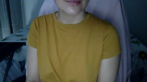 Snapshot of sindrastone chatting on December 6, 6:39 pm Sindra online show from December 6, 6:39 pm