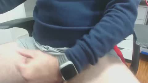 sineley online show from February 6, 8:12 pm