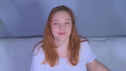Snapshot of sinful_helena chatting on April 13, 2:50 am sinful_helena online show from April 13, 2:50 am