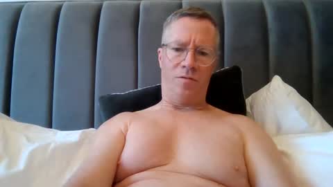 Snapshot of sinfulpulse69 chatting on June 15, 5:31 am sinfulpulse69 online show from June 15, 5:31 am