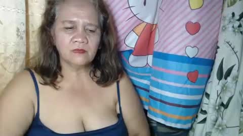 Single momma68 online show from November 3, 1:01 pm