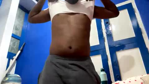 singletamilboy2 online show from March 1, 5:04 pm