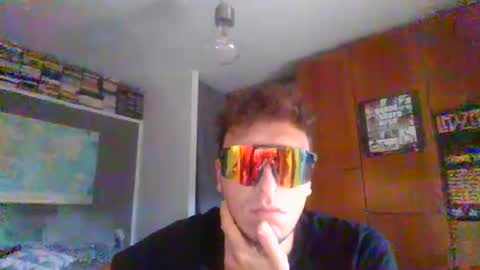 sinvi1915 online show from October 10, 2:49 pm